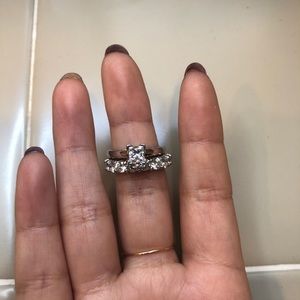 LEO princess diamond solitaire